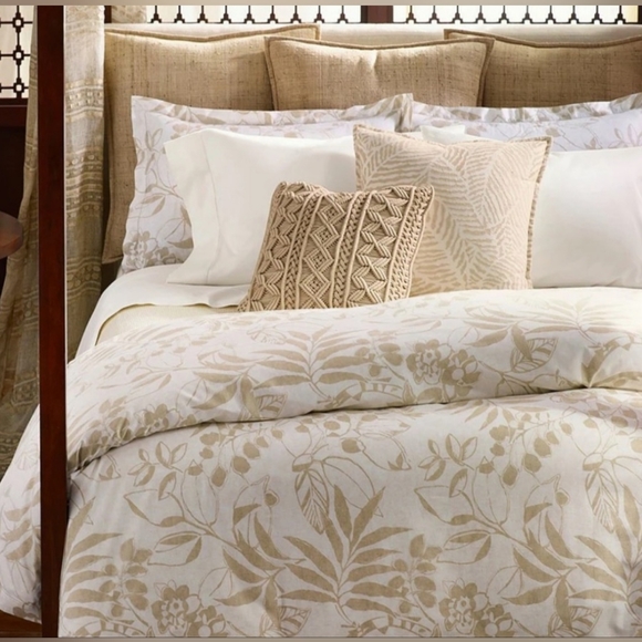 Ralph Lauren Cecily Collection Palmetto Sateen Sham